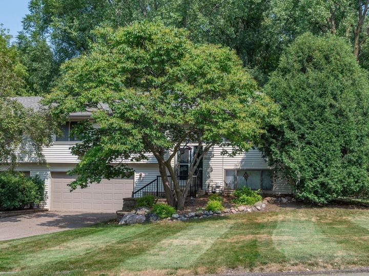 Property Photo:  3615 Westmark Drive  MN 55345 