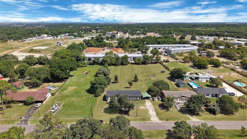 Property Photo:  212 Ponderosa Lane  TX 76028 