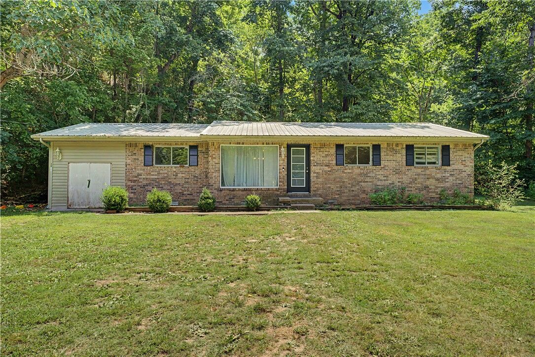 Property Photo: 3300 Monte NE Road AR 72758