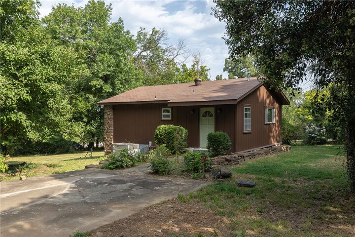 Property Photo:  19 Holland Drive  AR 72730 