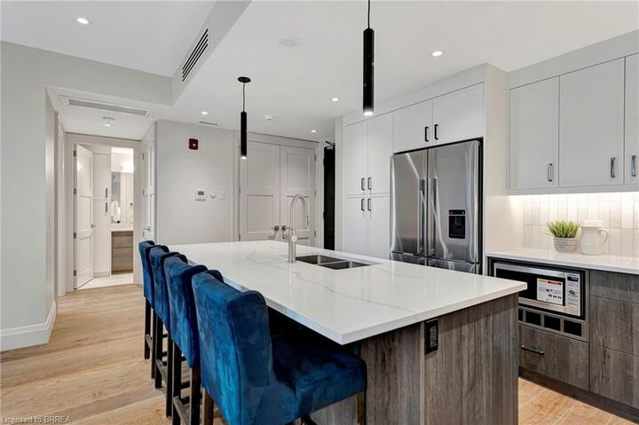 Property Photo: 7 Grand River Street N 202 ON N3L 2L9