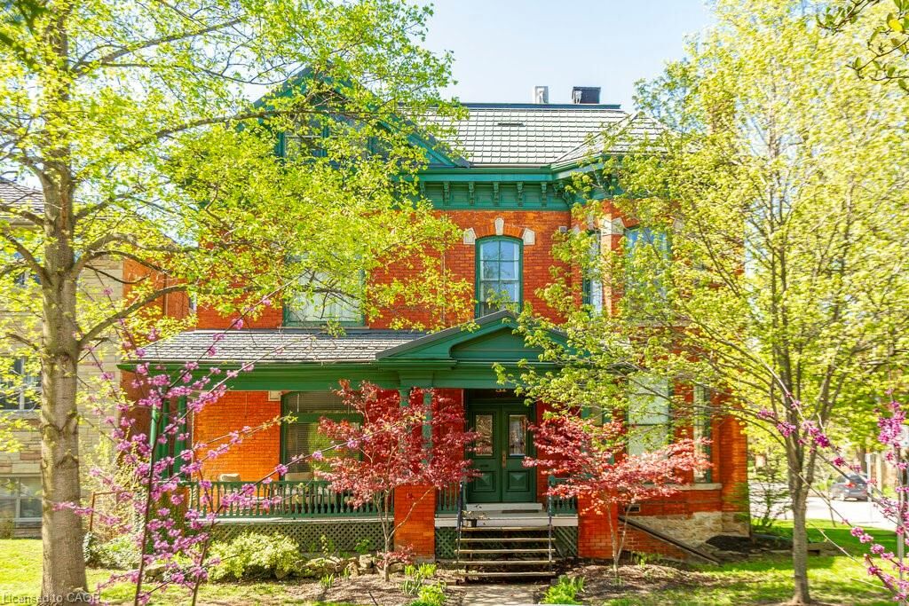 Property Photo:  51 Stanley Avenue 2  ON L8P 2K9 