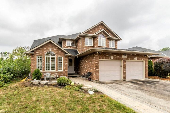 Property Photo: 14 Anastasia Drive ON N2C 2T7