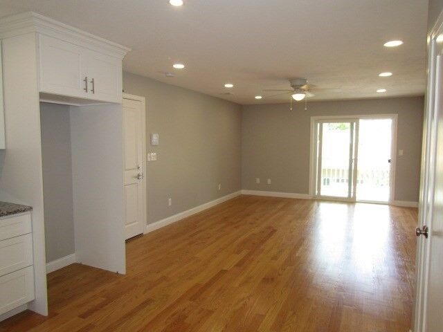 Property Photo:  1093 Main St 3  MA 02190 