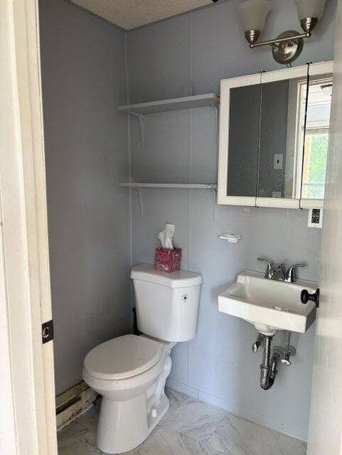 Property Photo: 48 Mt Pleasant Ave 2R MA 01453