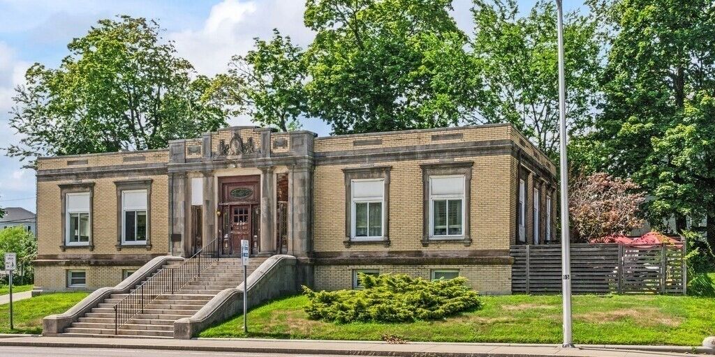 Property Photo:  705 Southbridge St A  MA 01610 