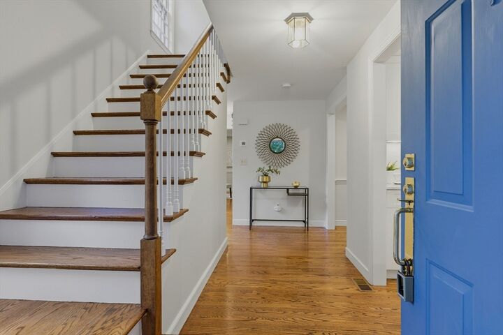 Property Photo:  6 Edmonds 6  MA 01742 