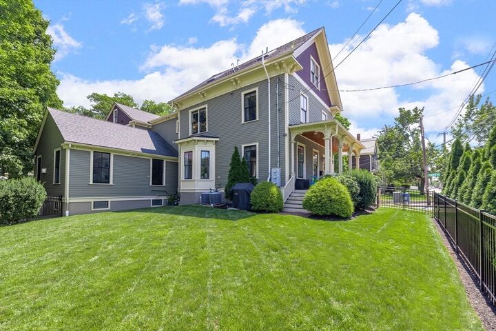 Property Photo:  160 Walnut St A  MA 02460 
