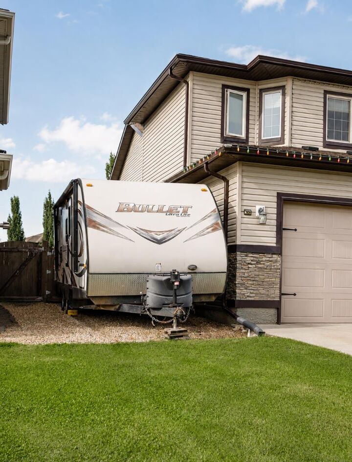 Property Photo:  10926 60 Avenue  AB T8W 0H4 