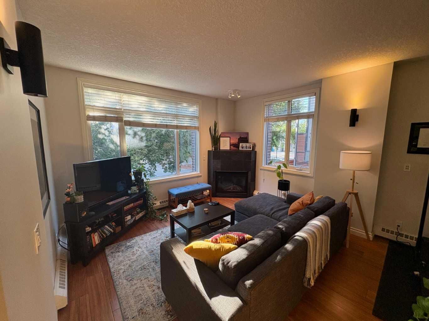 Property Photo: 910 Centre Avenue NE 229 AB T2E 9C7