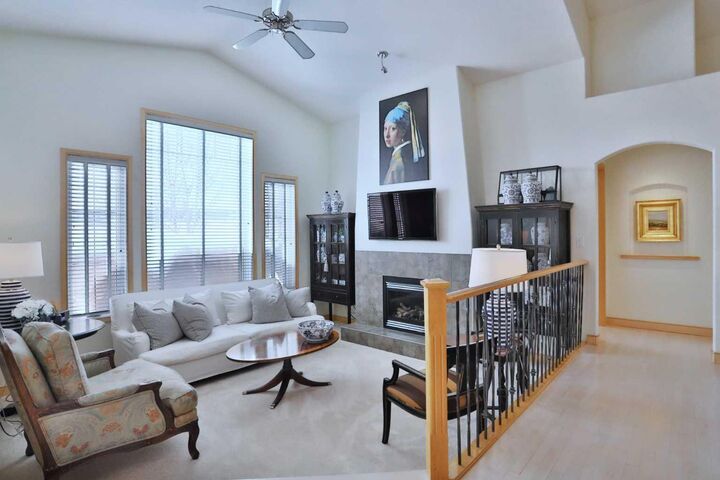 Property Photo: 92 Sherwood Rise NW AB T3R 1P6