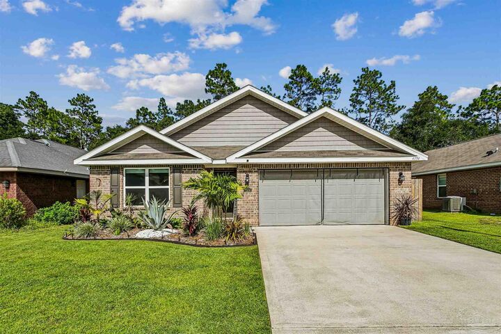 Property Photo:  4134 Roosevelt Way  FL 32583 