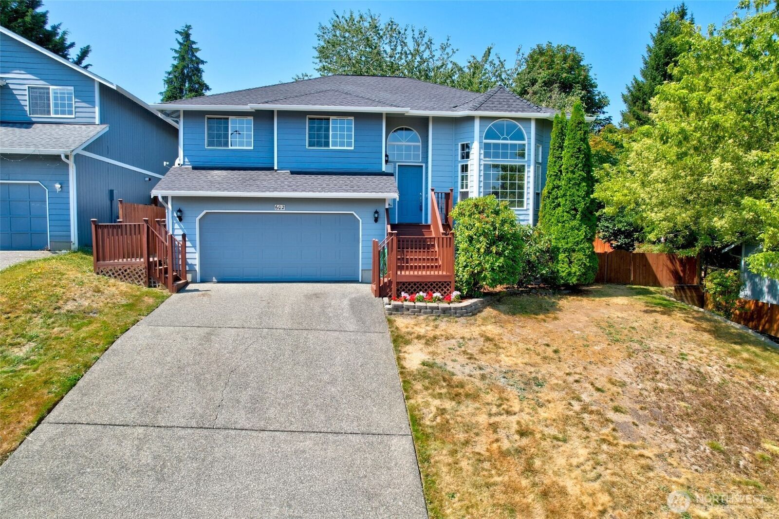 Property Photo: 602 95th Drive SE WA 98258
