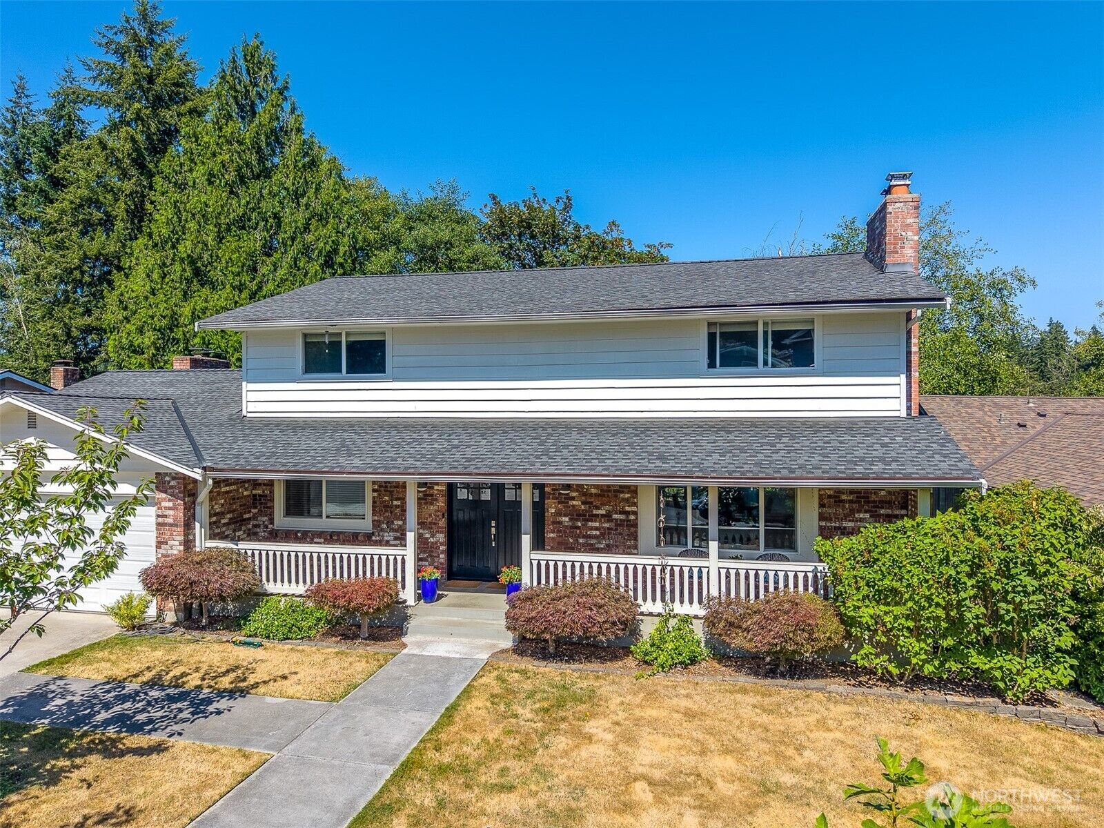 Property Photo: 9652 42nd Avenue NE WA 98115