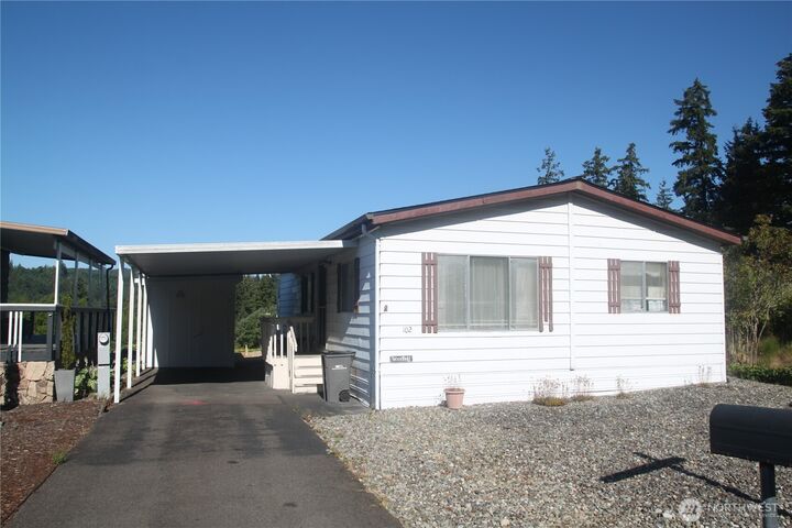 Property Photo:  102  Sereno Circle Drive  WA 98312 