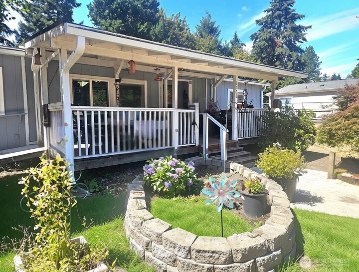 Property Photo:  8708  Thuja Avenue SE  WA 98597 