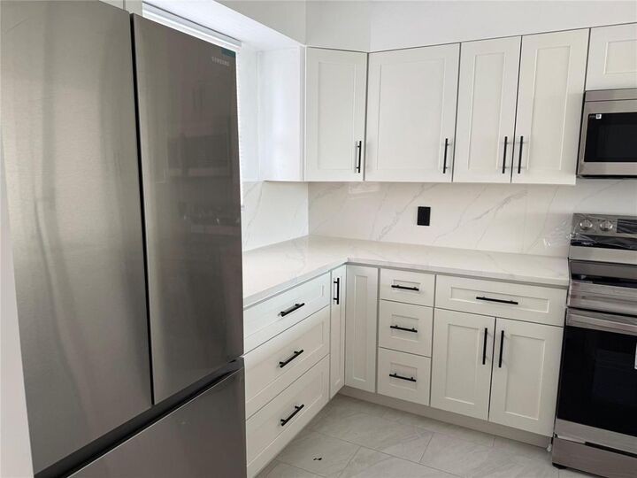 Property Photo: 112 Royal Park Drive 4B FL 33309