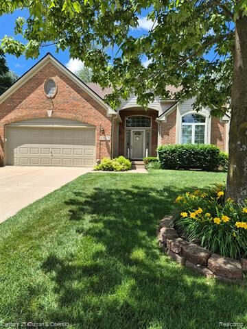 Property Photo: 6123 Lochmore Drive 71 MI 48382
