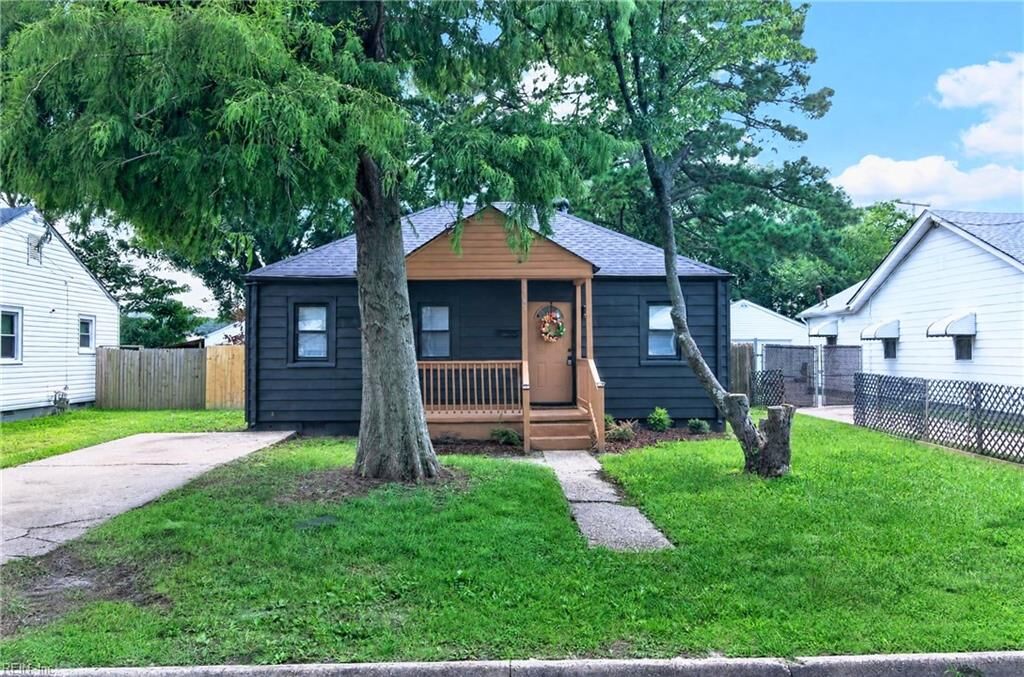 Property Photo:  1941 Redgate Dr  VA 23702 