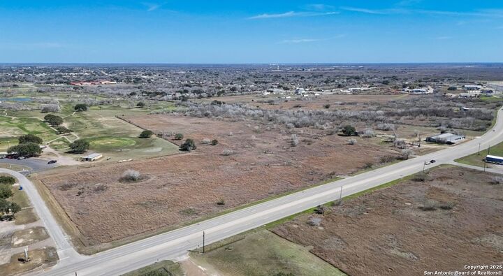 Property Photo:  2364 Nogueira St  TX 78102 
