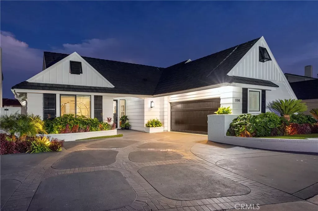 Property Photo:  17041 Marina Bay  CA 92649 