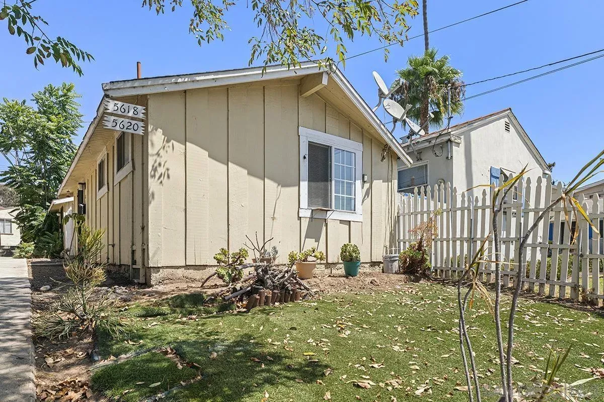 Property Photo:  5618 Riley St  CA 92110 