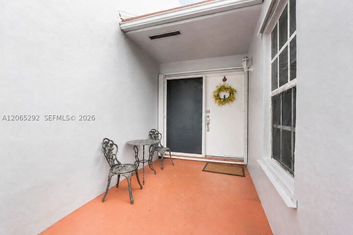 Property Photo: 10340 SW 154th Pl 41 FL 33196