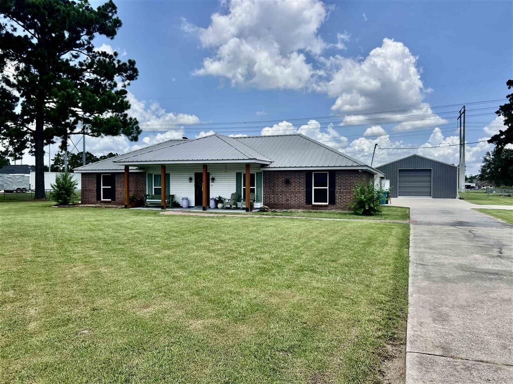 Property Photo: 714 Gateway LA 70611
