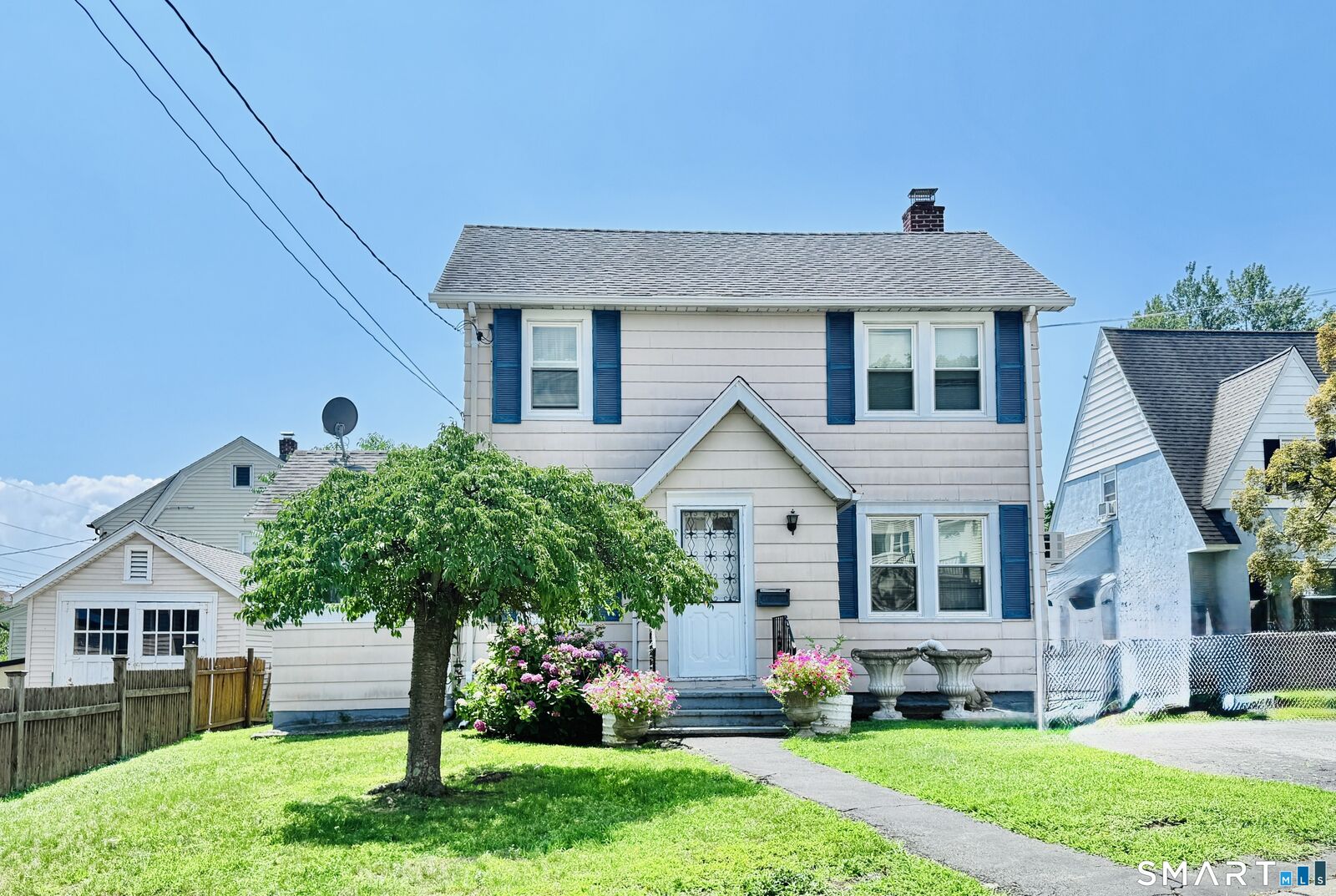 Property Photo:  31 Hamilton Avenue  CT 06902 