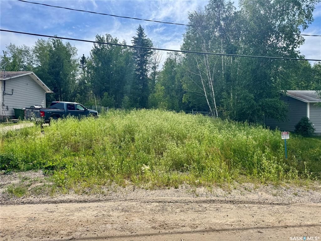Property Photo:  147 Fitch Drive  SK S0J 1L0 
