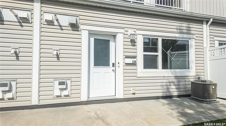 Property Photo:  522 Cornish Road 338  SK S7T 0Z4 