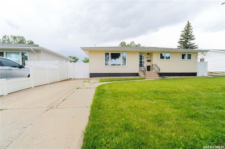 Property Photo: 1048 11th Avenue NW SK S6H 4L5