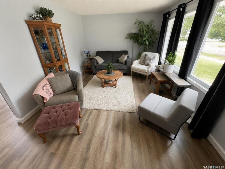 Property Photo:  812 3rd Street SE  SK S4H 2E6 