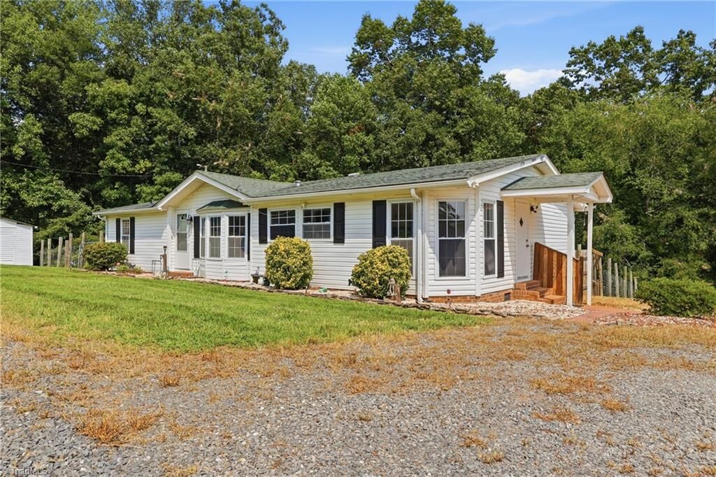 Property Photo:  3028 Quaker Church Road  NC 27043 