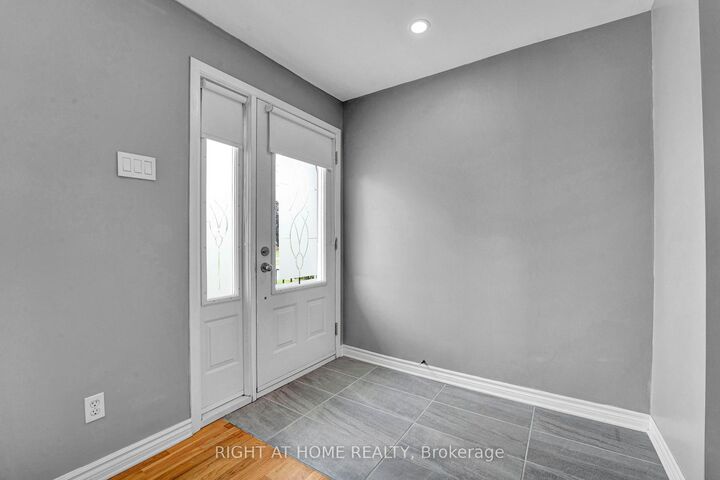 Property Photo: 987 St Jacques Street ON K4K 1C1