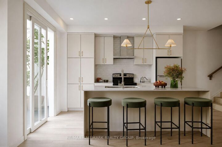 Property Photo: 307 Amistad Private ON K1W 0T1