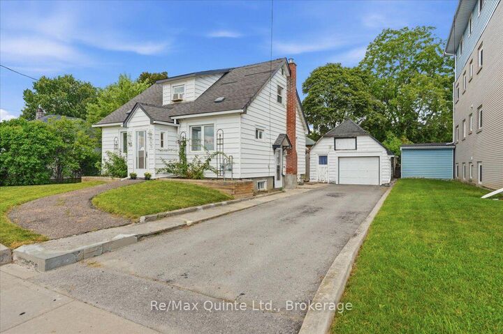 Property Photo:  159 Lingham Street  ON K8N 3T3 