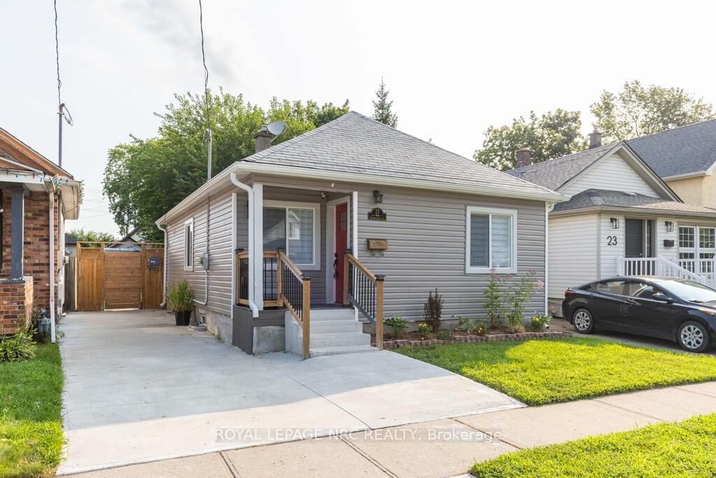 Property Photo: 21 Trapnell Street ON L2R 1B1