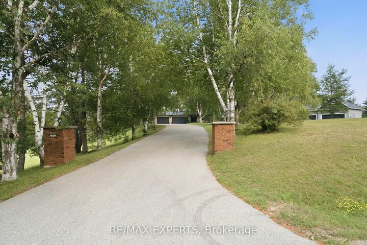 Property Photo: 2003 Grand Vista Court ON L9S 4A6