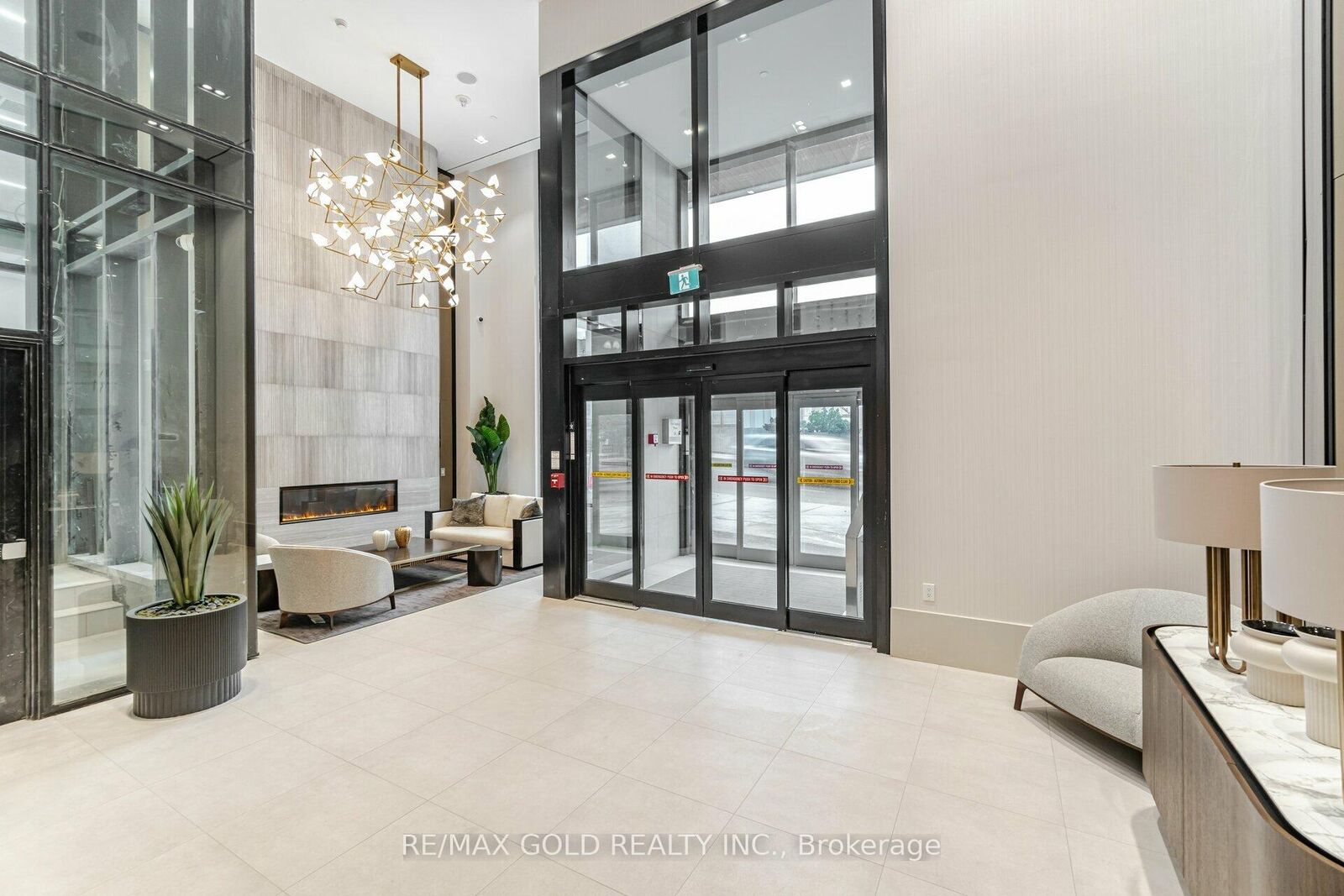 Property Photo: 2020 Bathurst Street 216 ON M5P 3L1