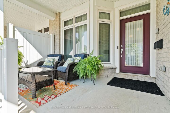 Property Photo:  540 Silverbell Crescent  ON K1T 0P1 