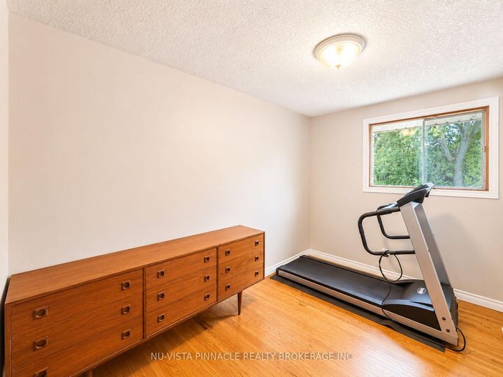 Property Photo:  15 Gregory Place  ON N5R 4S4 
