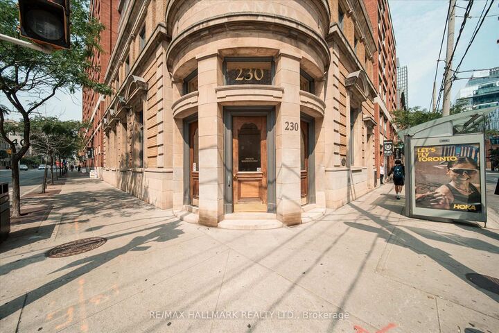 Property Photo:  230 King Street E 706  ON M5A 1K5 