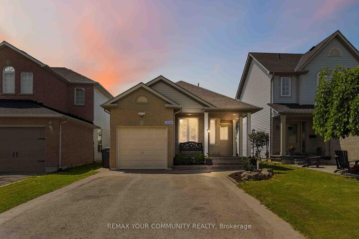Property Photo:  1038 Grandlea Court  ON L1K 2N1 