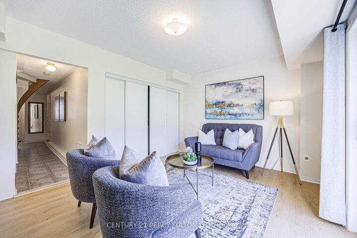 Property Photo: 1532 Hummingbird Court ON L1V 7H9