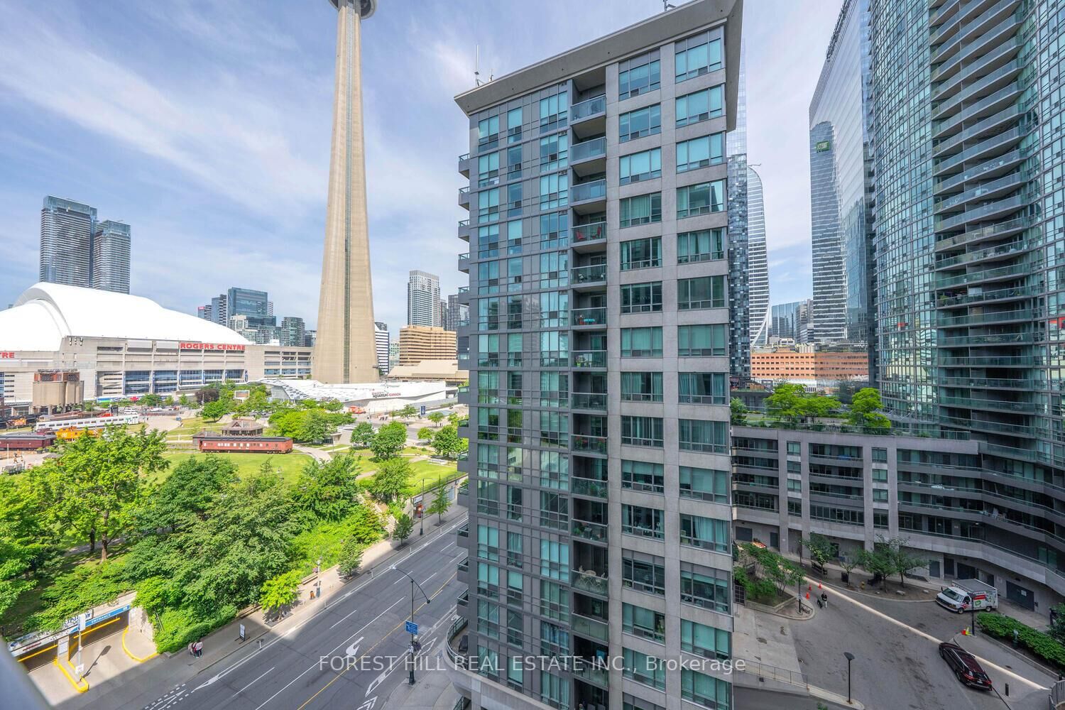 Property Photo:  25 Lower Simcoe Street 1120  ON M5J 3A1 