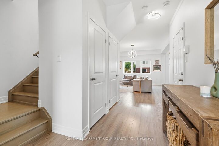 Property Photo: 45 Dominion Crescent ON L0S 1J1