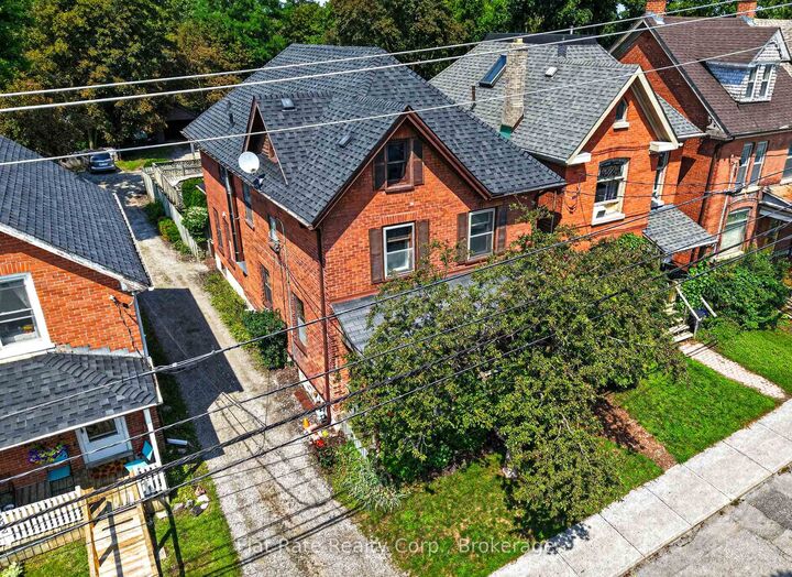 Property Photo:  220 London Street  ON K9H 2Y9 