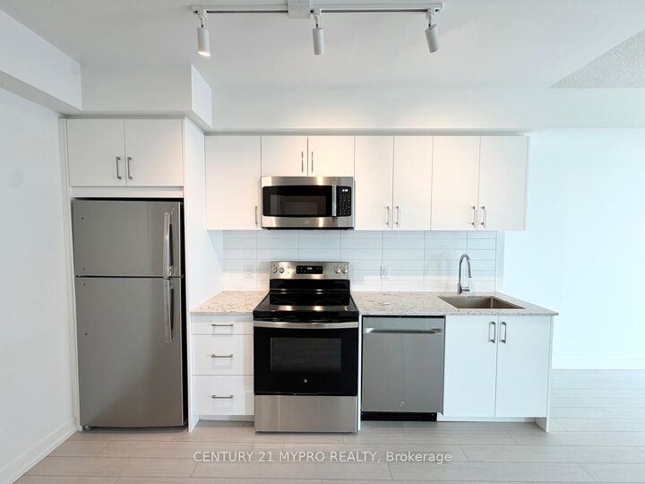 Photo de la propriété:  4010 Eglinton Avenue W 1307  ON M9A 0G5 