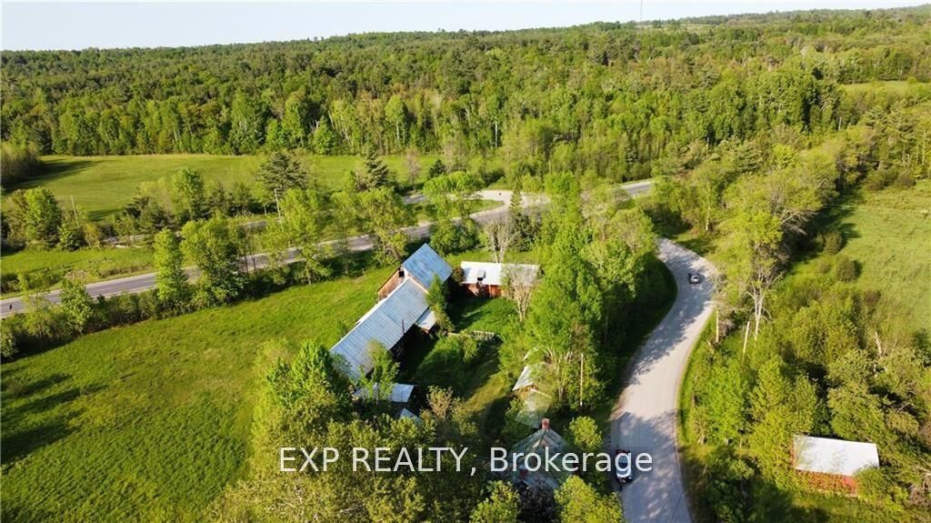 Property Photo: 28 Island View Drive ON K0J 1X0